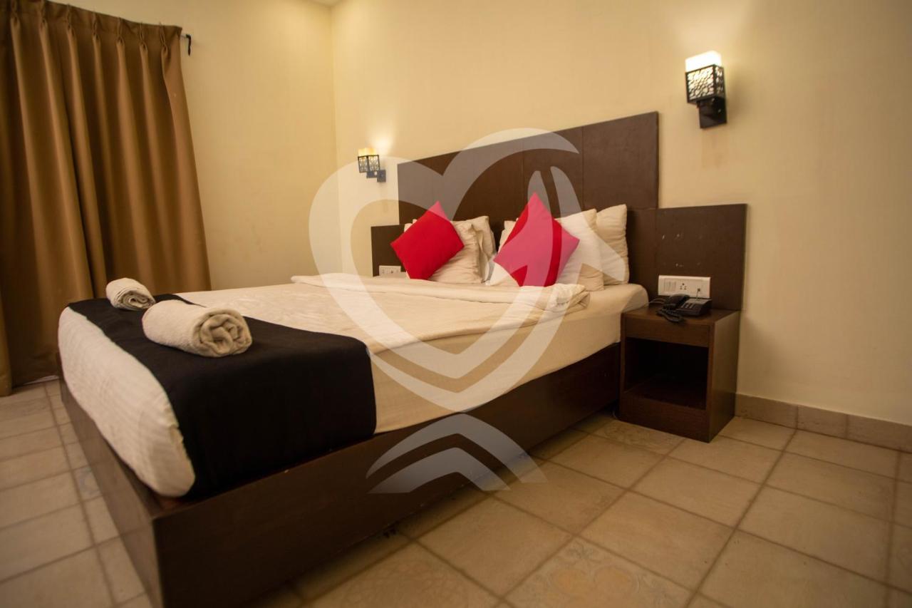 De Alcazar Calangute Hotel Eksteriør billede
