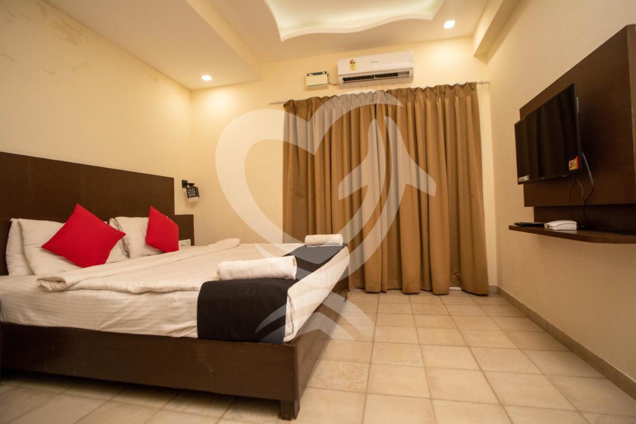 De Alcazar Calangute Hotel Eksteriør billede