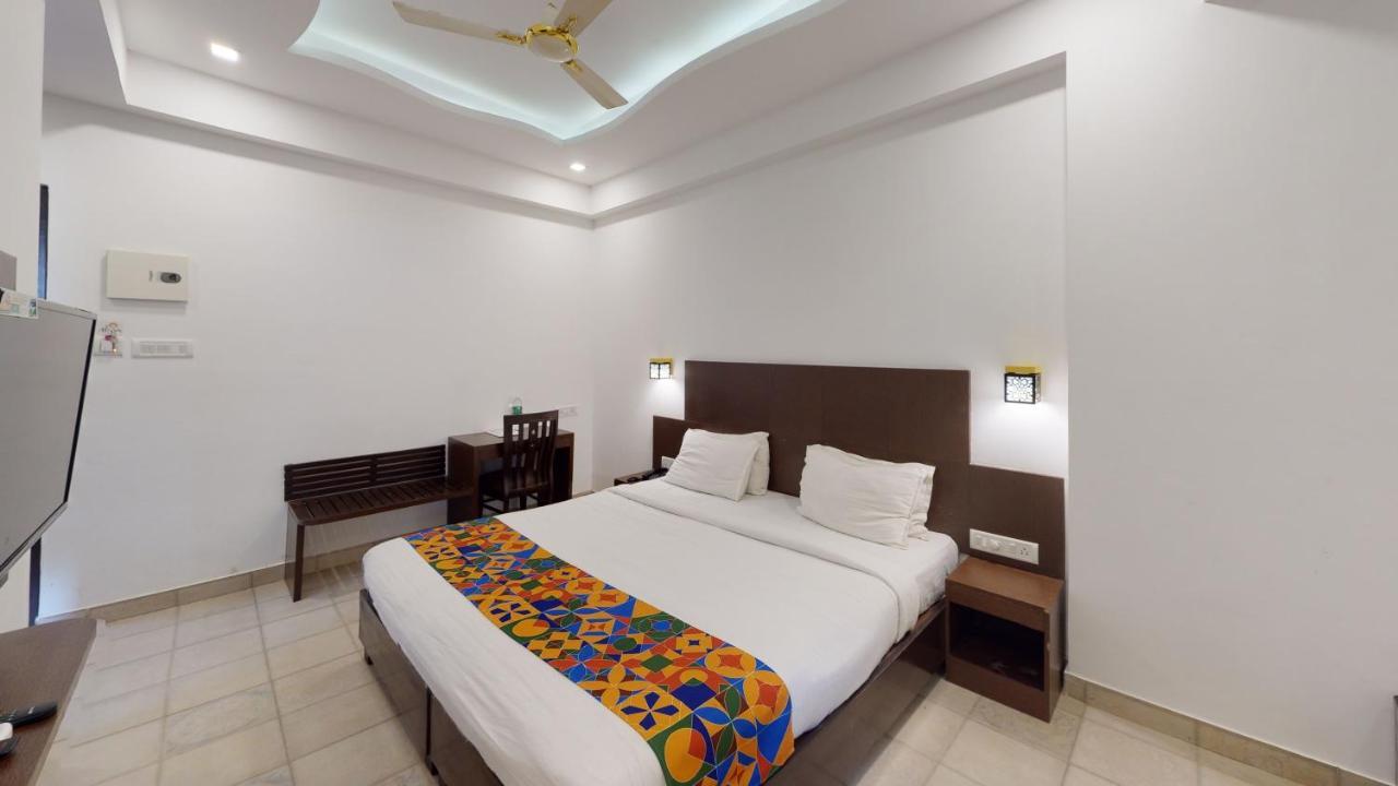De Alcazar Calangute Hotel Eksteriør billede