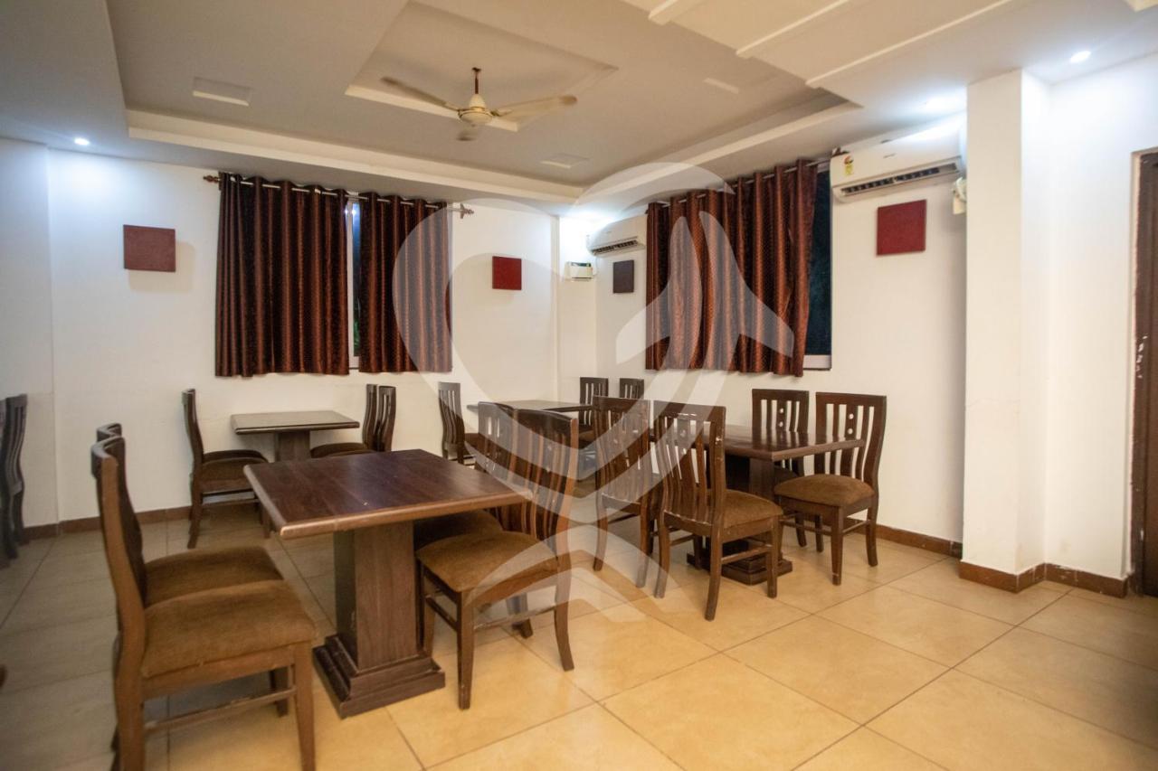 De Alcazar Calangute Hotel Eksteriør billede