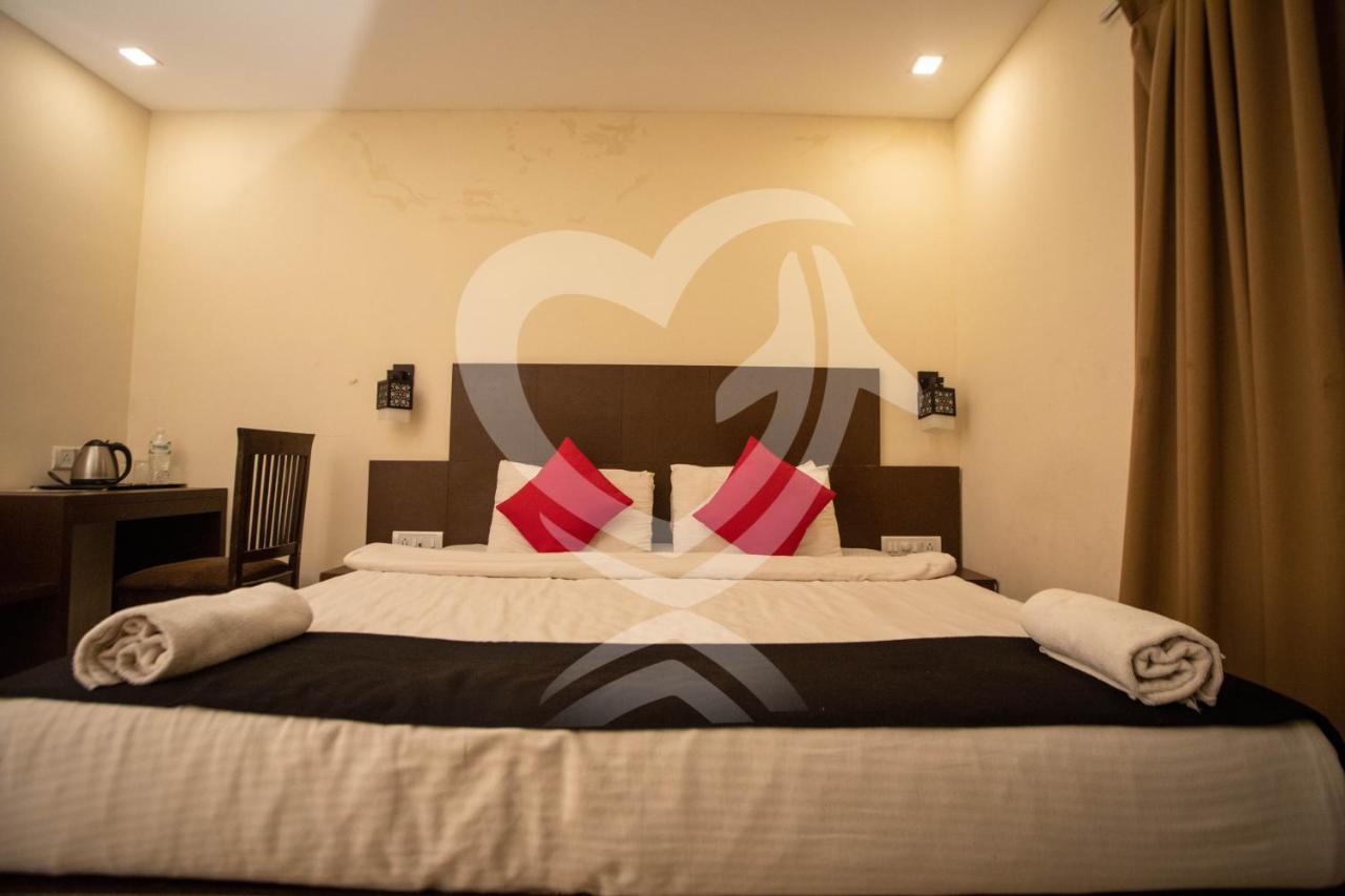 De Alcazar Calangute Hotel Eksteriør billede